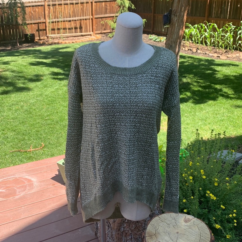 LEVI’S tunic sweater